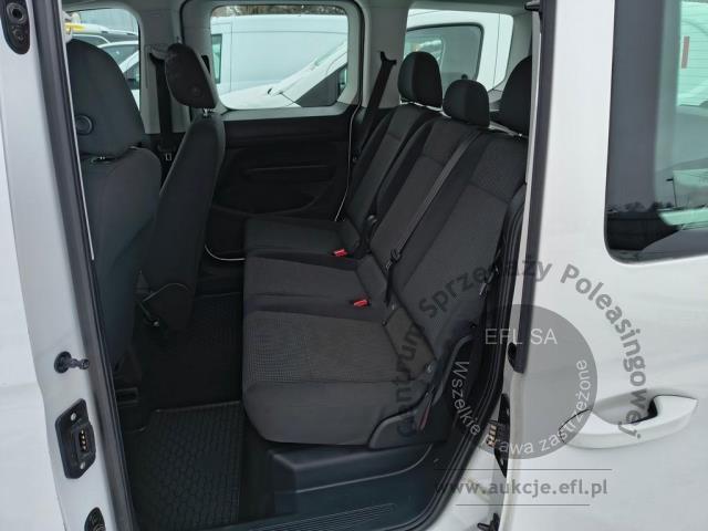 7 - Volkswagen Caddy osobowy Caddy 2.0 TDI Kombi 2022r DW2TU11 Pojazd znajduje się w firmie ARCTOS GROUP sp. z o.o. Al. Krakowska 7, 02-183 Warszawa