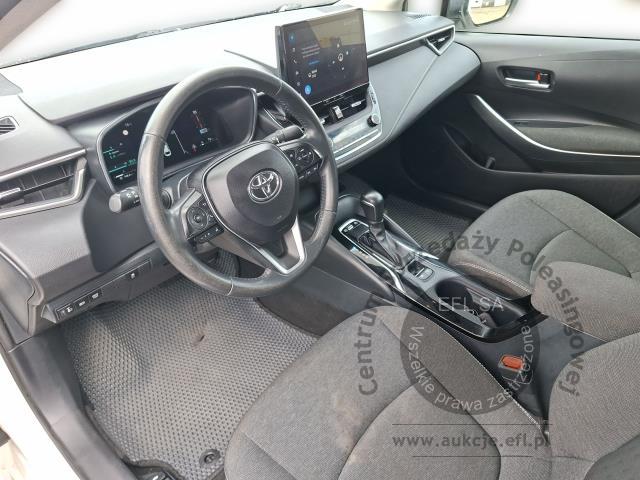 7 - TOYOTA COROLLA 1,8 VVT-I+H E-CVT 2023r.