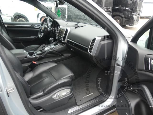 14 - PORSCHE CAYENNE 3.6 V6 AUTOMAT 2016r.