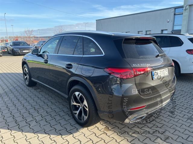 2 - MERCEDES BENZ GLC 300 DE 4-MATIC AVANTGARDE plug-in 2024r. DX31075 Magnice