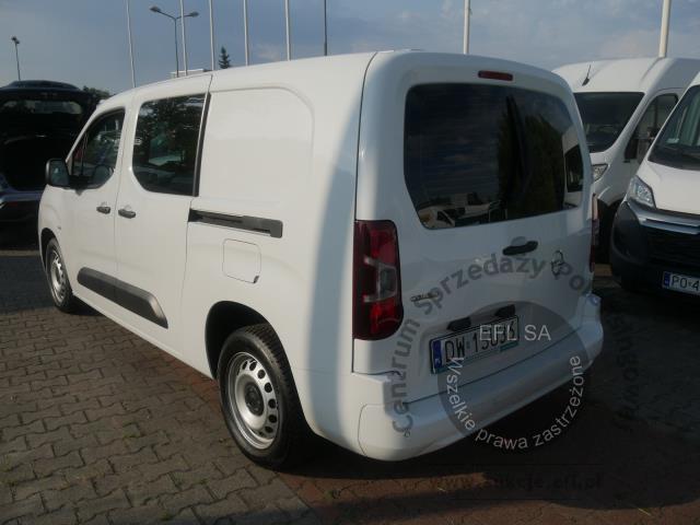 4 - OPEL Combo Cargo XL 1.5 CDTI 2,3t  2022r. DW1SU36 AUTO MOTO CENTRUM Sp. z o.o. Poznań 61-312, ul. Ostrowska  328