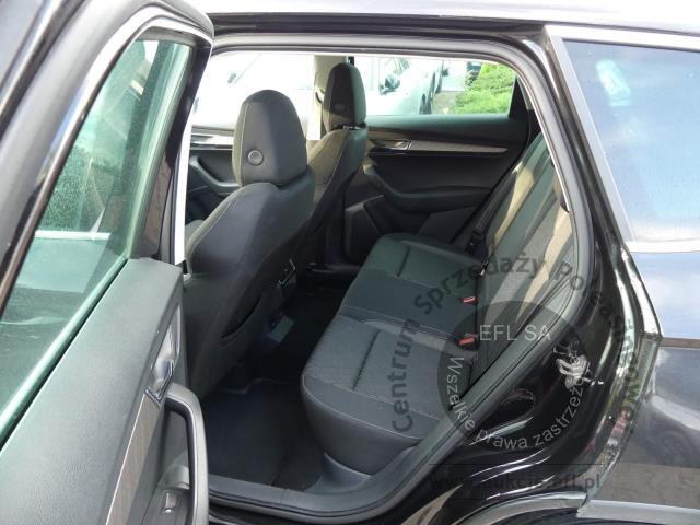 10 - Skoda Karoq 2.0 TDI SCR 4x2 Style 2023r. PY31209 AUTO MOTO CENTRUM Sp. z o.o. Poznań 61-312, ul. Ostrowska 328