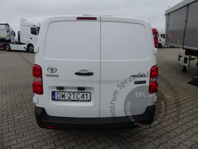 6 - Toyota Proace 2.0 D-4D Long 3,1t 2022r. DW2TC41 Magnice