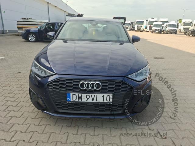 2 - Audi A3 30 TDI S tronic Hatchback 2023r. DW9VL10 Magnice
