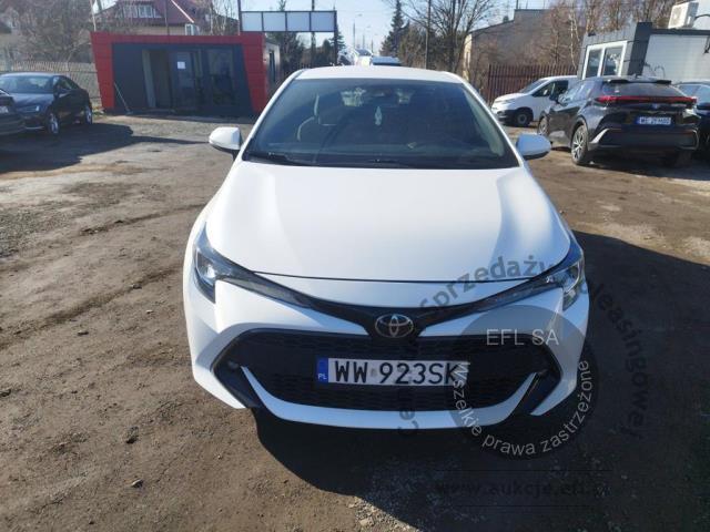 2 - Toyota Corolla 1.2 T Comfort Hatchback 2020r. WW923SK Pojazd znajduje się w firmie ARCTOS GROUP sp. z o.o. Al. Krakowska 7, 02-183 Warszawa