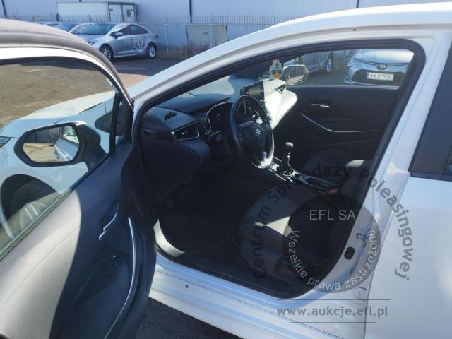 6 - Toyota Corolla 1.2 T Comfort Hatchback 2020r. WW923SK Pojazd znajduje się w firmie ARCTOS GROUP sp. z o.o. Al. Krakowska 7, 02-183 Warszawa
