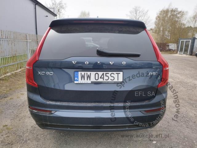 5 - Volvo XC90 B5 B AWD R-Design 7os aut 2022r. WW045ST Pojazd znajduje się w firmie ARCTOS GROUP sp. z o.o. Al. Krakowska 7, 02-183 Warszawa