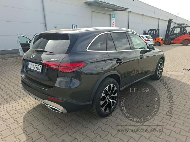 5 - MERCEDES-BENZ GLC 300 de 4-Matic Avantgarde 2025r. Pojazd znajduje się w firmie ARCTOS GROUP sp. z o.o. Al. Krakowska 7, 02-183 Warszawa