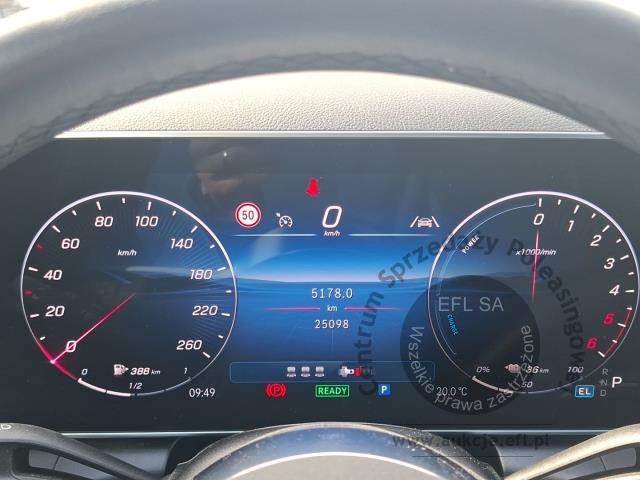 10 - MERCEDES-BENZ GLC 300 de 4-Matic Avantgarde 2025r. Pojazd znajduje się w firmie ARCTOS GROUP sp. z o.o. Al. Krakowska 7, 02-183 Warszawa