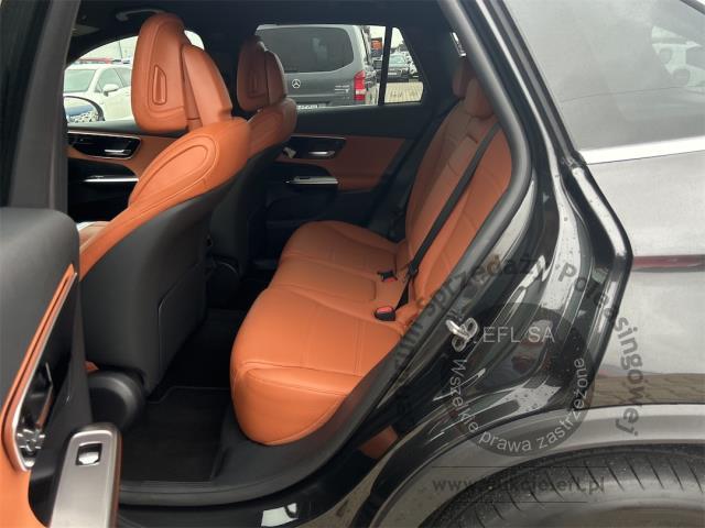 7 - MERCEDES BENZ GLC 300 DE 4-MATIC AVANTGARDE 2024r. DX26082 Magnice