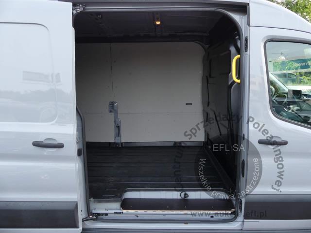 13 - Ford E-Transit 350 L3H2 RWD Trend 2023r. PY44006 UWAGA!! Pojazd znajduje się w firmie AUTO MOTO CENTRUM sp. z o.o. ul. Ostrowska 328 (przy Trasie Katowickiej) 61-312 Poznań