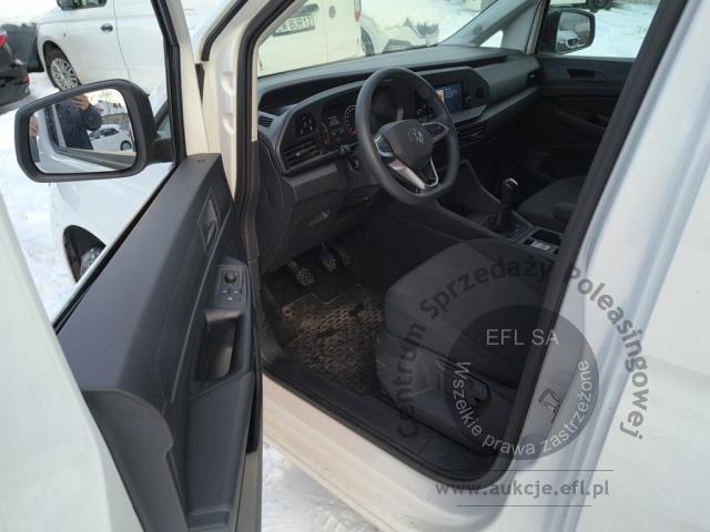 9 - Volkswagen  Caddy 2.0 TDI 2022r. DW8UR65 Pojazd znajduje się w firmie ARCTOS GROUP sp. z o.o. Al. Krakowska 7, 02-183 Warszawa