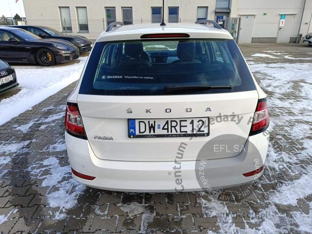 6 - Skoda Fabia 1.0 TSI Classic Ambition 2021r. DW4RE12 Magnice