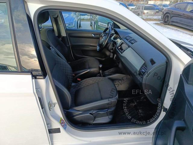 10 - Skoda Fabia 1.0 TSI Classic Ambition 2021r. DW4RE12 Magnice