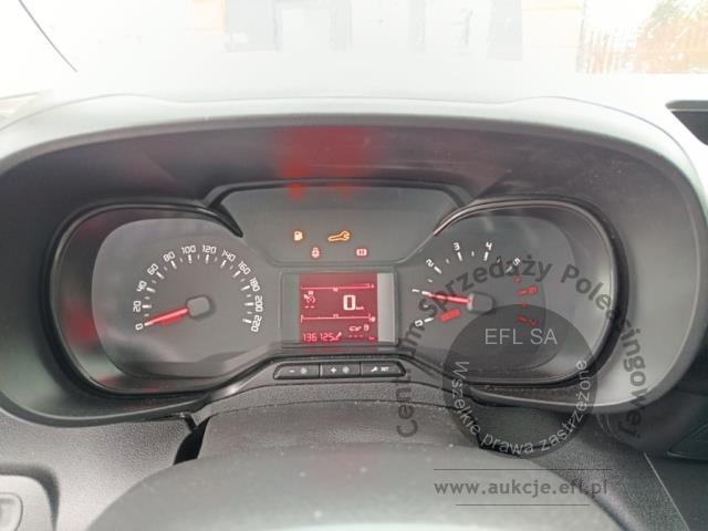 8 - Toyota Proace City 1.5 D-4D Standard  2020r. DW7KK52 Magnice