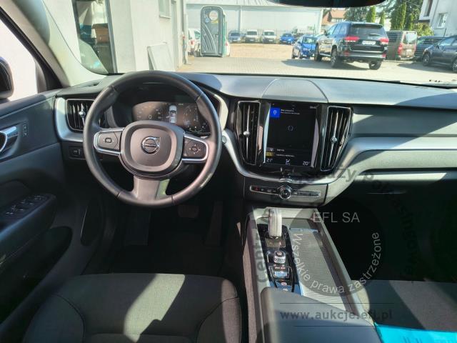 11 - Volvo XC60 B4 B Momentum 2020r. DW7LN30 UWAGA!! Pojazd znajduje się w firmie ARCTOS GROUP sp. z o.o. Al. Krakowska 7, 02-183 Warszawa