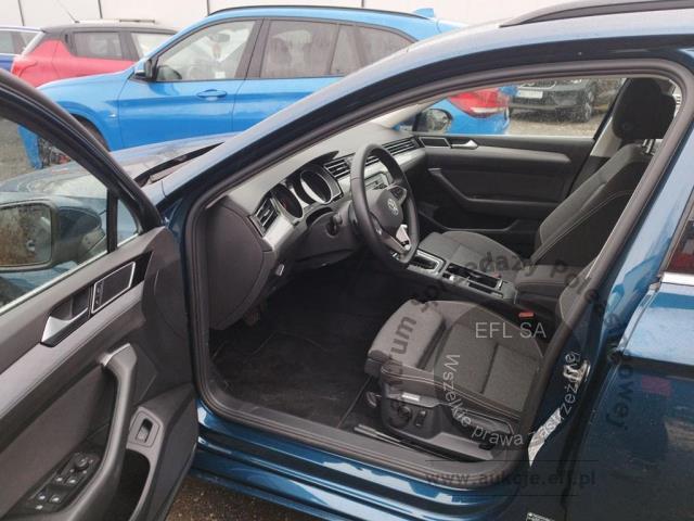 6 - Volkswagen Passat 2.0 TDI EVO Business DSG 2022r. WW321TF Pojazd znajduje się w firmie ARCTOS GROUP sp. z o.o. Al. Krakowska 7, 02-183 Warszawa
