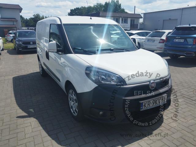 5 - Fiat Doblo Cargo Maxi 1.6 MJ SX 2019r. KR9KV61 UWAGA!! Pojazd znajduje się w lokalizacji: Janki, Al. Krakowska 52, 05-090 Janki