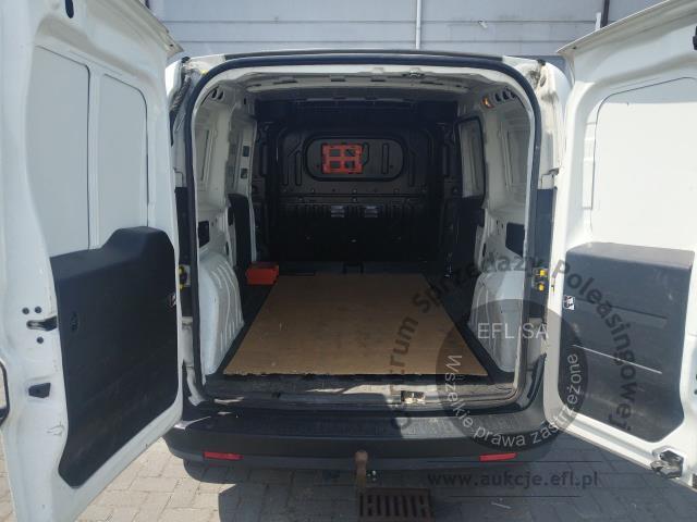 8 - Fiat Doblo Cargo Maxi 1.6 MJ SX 2019r. KR9KV61 UWAGA!! Pojazd znajduje się w lokalizacji: Janki, Al. Krakowska 52, 05-090 Janki