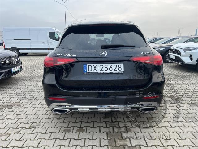 3 - MERCEDES BENZ GLC 300 DE 4-MATIC AVANTGARDE 2024r. DX25628 Pojazd znajduje się w firmie MDM AUTO sp. z o.o. ul. Zawodników 1, 80-729 Gdańsk