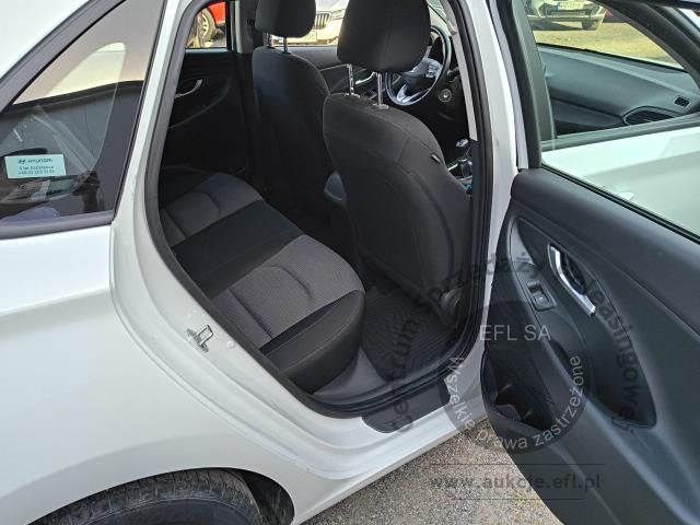 9 - Hyundai i30 1.5 DPI Classic + 2022r. WND6197A UWAGA!! Pojazd znajduje się w lokalizacji: Warszawa, Al. Krakowska 7, 02-183 Warszawa