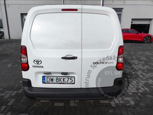4 - Toyota Proace City 1.5 D-4D Standard  2020r. DW8KK75 UWAGA!! Pojazd znajduje się w lokalizacji: Warszawa, Al. Krakowska 7, 02-183 Warszawa