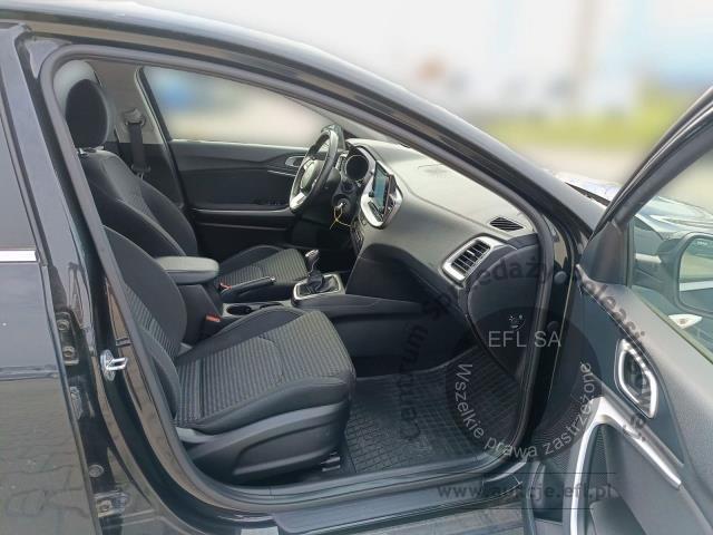 21 - EFL FINANCE KIA CEED 1.0 120KM HATCHBACK 2022r.