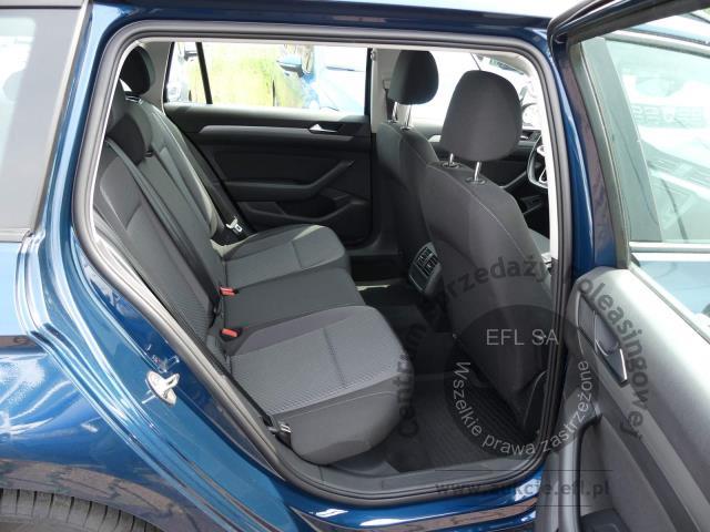 8 - Volkswagen Passat 2.0 TDI EVO Essence 2022r. PO4XG70 UWAGA!! Pojazd znajduje się w firmie AUTO MOTO CENTRUM sp. z o.o. ul. Ostrowska 328 (przy Trasie Katowickiej) 61-312 Poznań