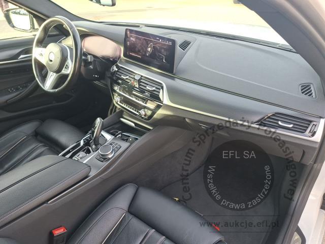11 - BMW 520d xDrive mHEV 2021r. SK346WA Magnice