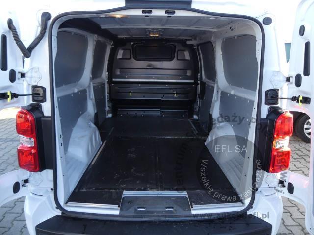 7 - Opel Vivaro 2.0 CDTI Extra Long 3,1 2022r.  DW2US26 Magnice