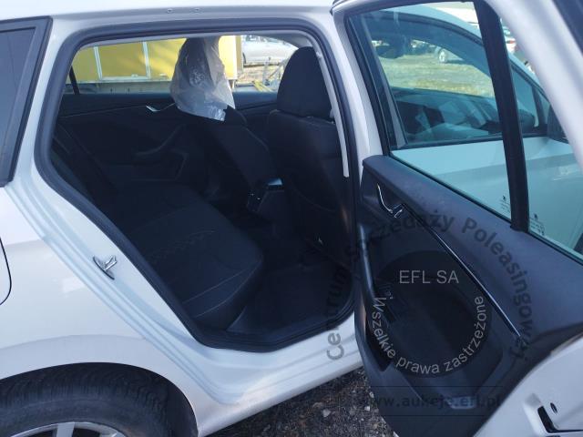 8 - Skoda Scala 1.6 TDI SCR Ambition DSG 2020r. DW4LR23 USZKODZONY Pojazd znajduje się w firmie ARCTOS GROUP sp. z o.o. Al. Krakowska 7, 02-183 Warszawa