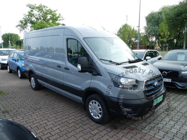 2 - Ford E-Transit 350 L3H2 RWD Trend 2023r. PY44006 UWAGA!! Pojazd znajduje się w firmie AUTO MOTO CENTRUM sp. z o.o. ul. Ostrowska 328 (przy Trasie Katowickiej) 61-312 Poznań