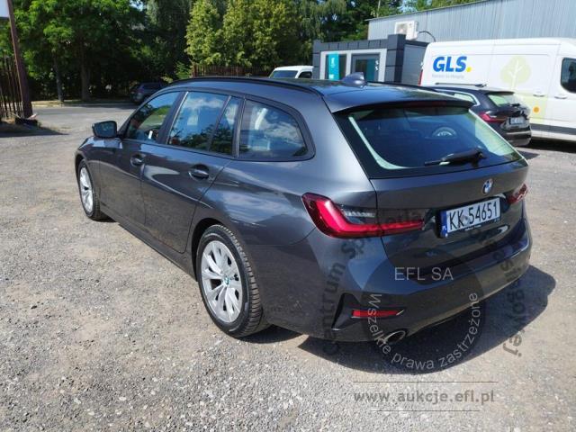 3 - BMW  Seria 3 2022r. KK54651 Pojazd znajduje się w firmie ARCTOS GROUP sp. z o.o. Al. Krakowska 7, 02-183 Warszawa