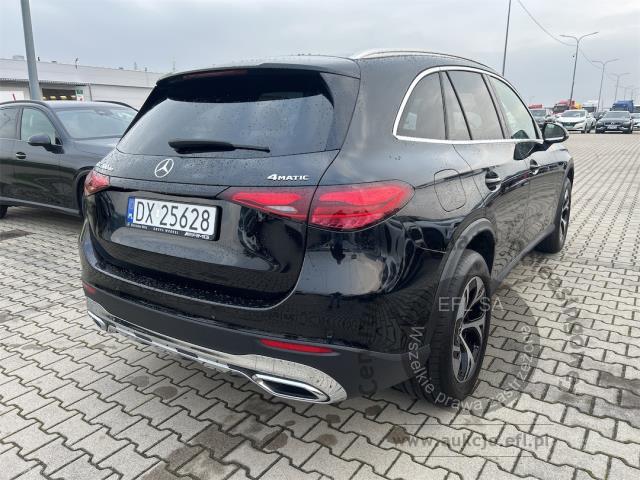 4 - MERCEDES BENZ GLC 300 DE 4-MATIC AVANTGARDE 2024r. DX25628 Pojazd znajduje się w firmie MDM AUTO sp. z o.o. ul. Zawodników 1, 80-729 Gdańsk