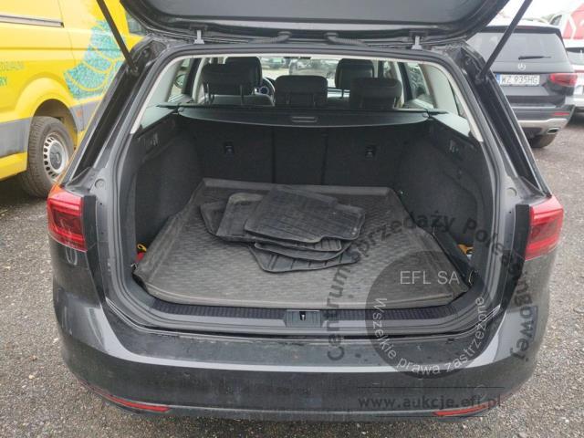 9 - Volkswagen  Passat  2023r. WZ427GF Pojazd znajduje się w firmie ARCTOS GROUP sp. z o.o. Al. Krakowska 7, 02-183 Warszawa