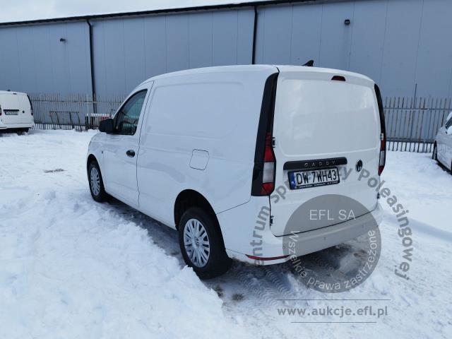 2 - Volkswagen Caddy Cargo 2.0 TDI 2023r. DW7WH43 Pojazd znajduje się w firmie ARCTOS GROUP sp. z o.o. Al. Krakowska 7, 02-183 Warszawa