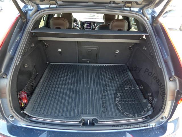 6 - Volvo XC 60 B5 B AWD Inscription  2020r. DW3LN26 Magnice