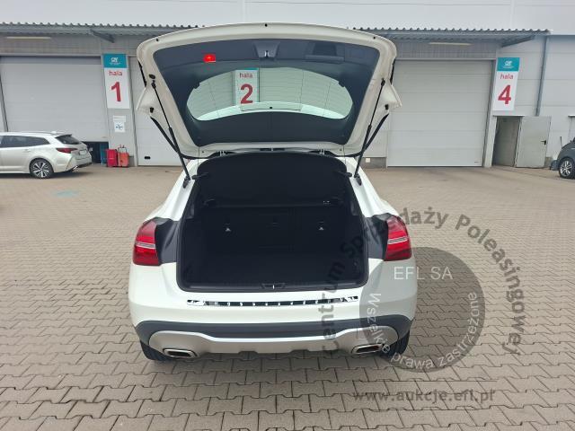 9 - MERCEDES - BENZ GLA 220 4MATIC 2019r.