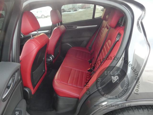 11 - ALFA ROMEO STELVIO VELOCE Q4 2.0 TURBO 2022r.