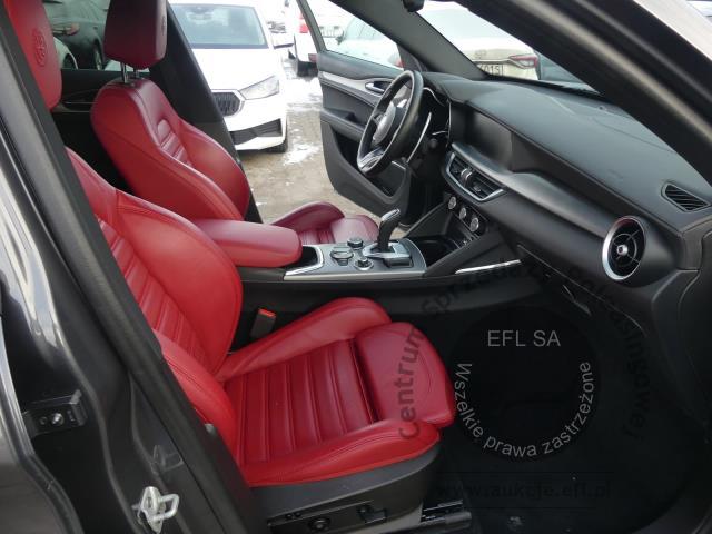 7 - ALFA ROMEO STELVIO VELOCE Q4 2.0 TURBO 2022r.