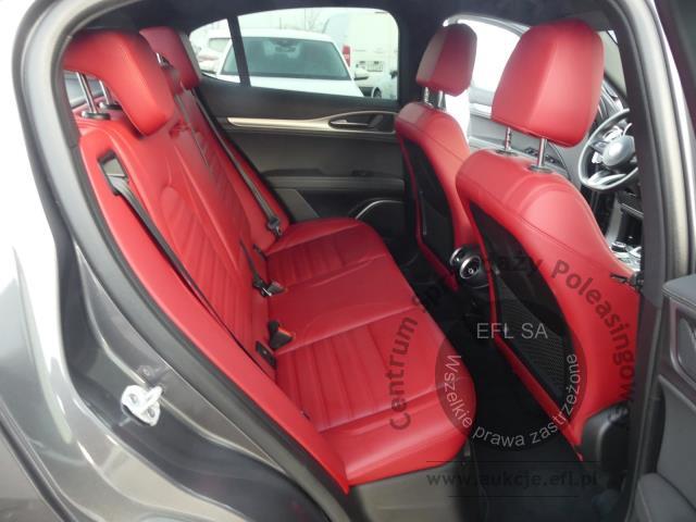 10 - ALFA ROMEO STELVIO VELOCE Q4 2.0 TURBO 2022r.