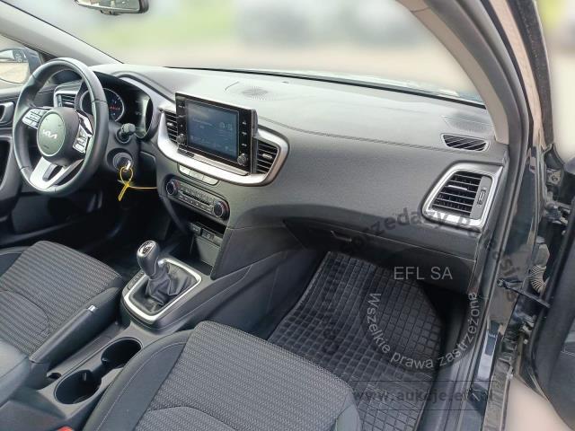 17 - EFL FINANCE KIA CEED 1.0 120KM HATCHBACK 2022r.