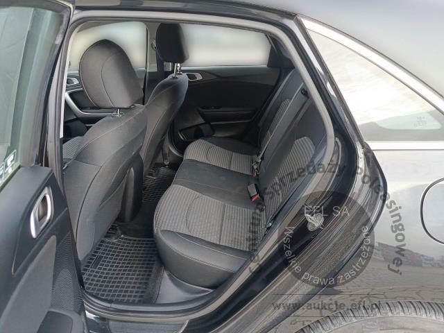 18 - EFL FINANCE KIA CEED 1.0 120KM HATCHBACK 2022r.