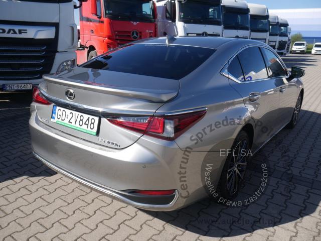 11 - LEXUS ES300H BUSINESS EDITION 2025r.