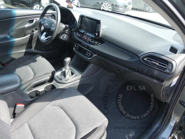 8 - HYUNDAI I30 1.5 T-GDI KOMBI 2023r.