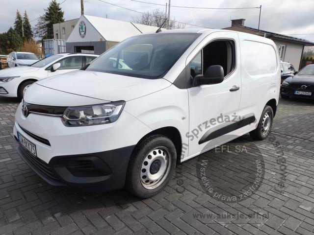1 - Toyota Proace City 1.5 D-4D Standard  2020r. DW8KK75 UWAGA!! Pojazd znajduje się w lokalizacji: Warszawa, Al. Krakowska 7, 02-183 Warszawa