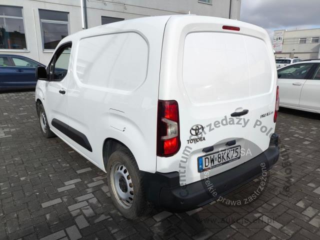 5 - Toyota Proace City 1.5 D-4D Standard  2020r. DW8KK75 UWAGA!! Pojazd znajduje się w lokalizacji: Warszawa, Al. Krakowska 7, 02-183 Warszawa