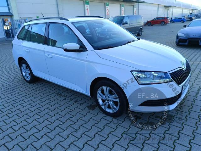 3 - Skoda Fabia 1.0 TSI Ambition 2022r. DW6TX83 Magnice