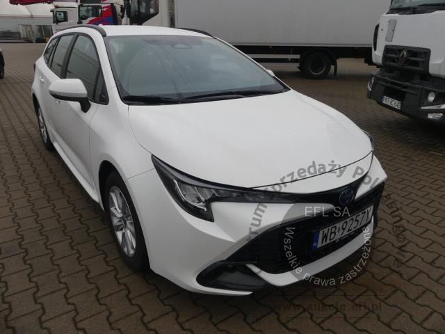 2 - TOYOTA COROLLA 1.8 VVT-I+H CVT KOMBI 2024r.