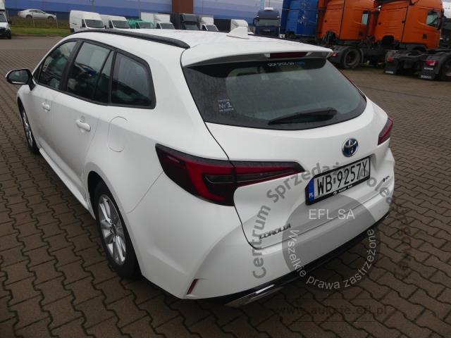 10 - TOYOTA COROLLA 1.8 VVT-I+H CVT KOMBI 2024r.